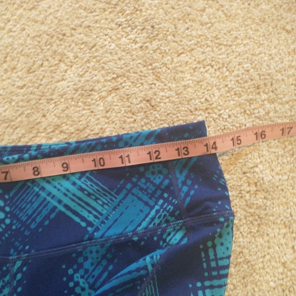 Athleta Blue And Teal Graphic Leggings with Tapered Design - Picture 8 of 10